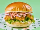 The CSB - Vegan Chick'n and Slaw Burger (VE)