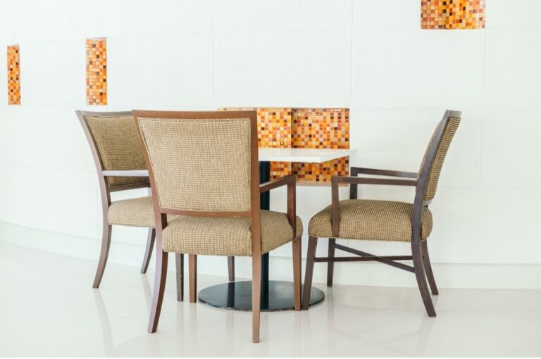 The Best Chairs to Pair with Your Oak Dining Table
