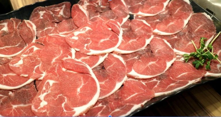 Fresh, Sustainable, and Premium – UK Meat Boxes You Can Trust